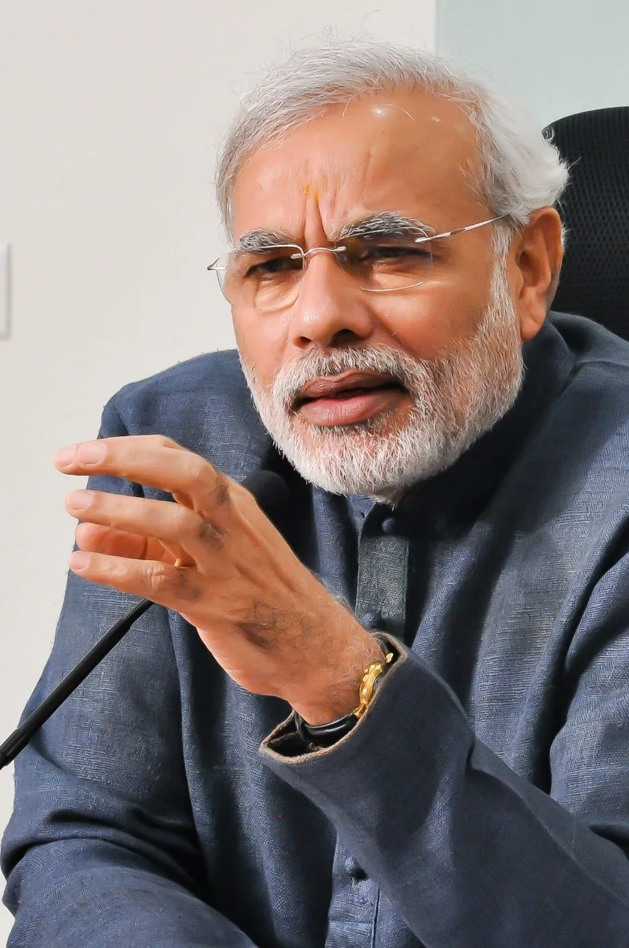 Portrait of Prime Minister Shri Narendra Modi mid-conversation